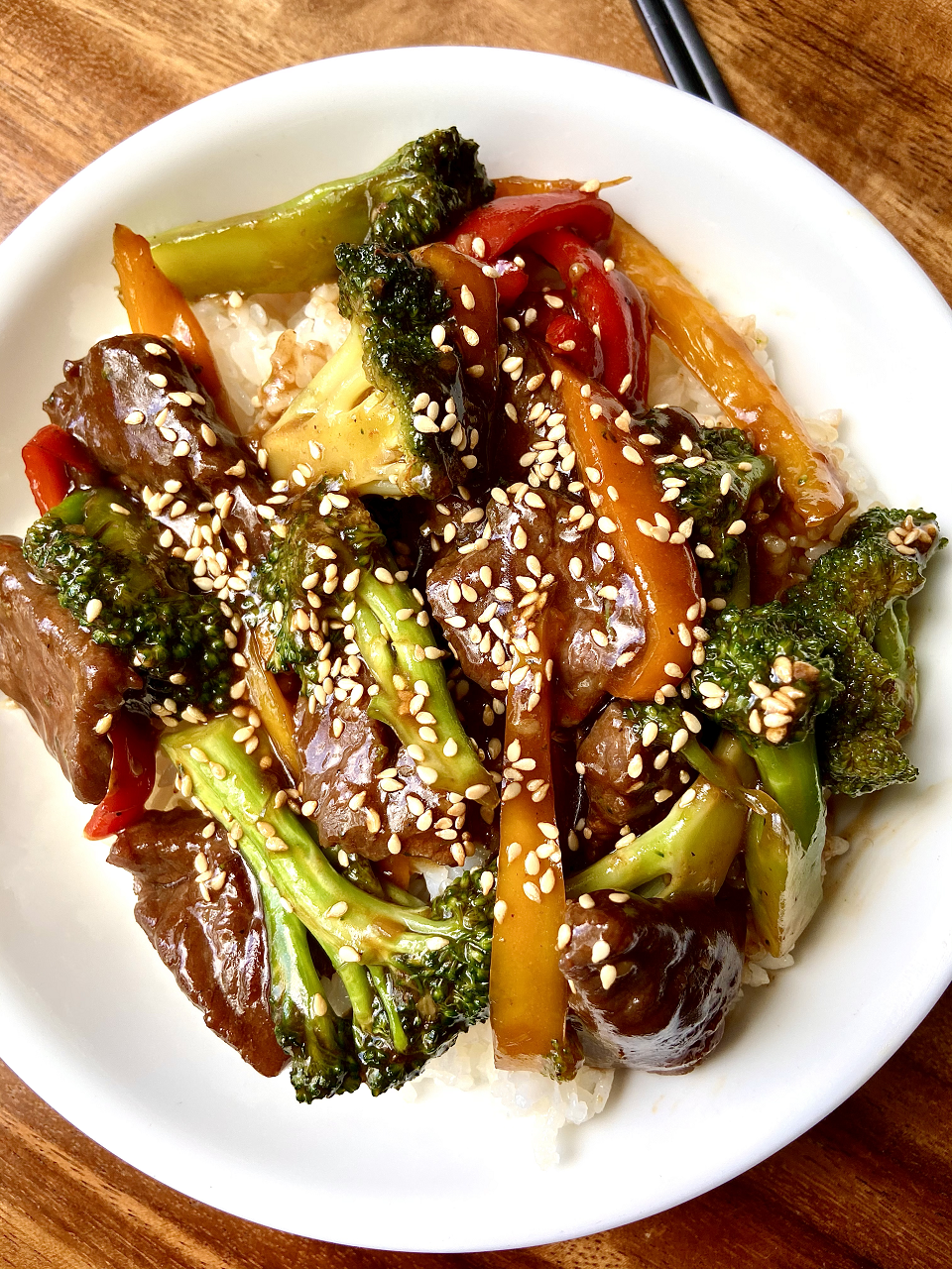 Beef and Broccoli Stir Fry With Sesame Seeds