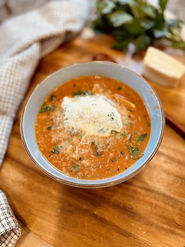 Lasagna Soup (Easy one pot recipe)