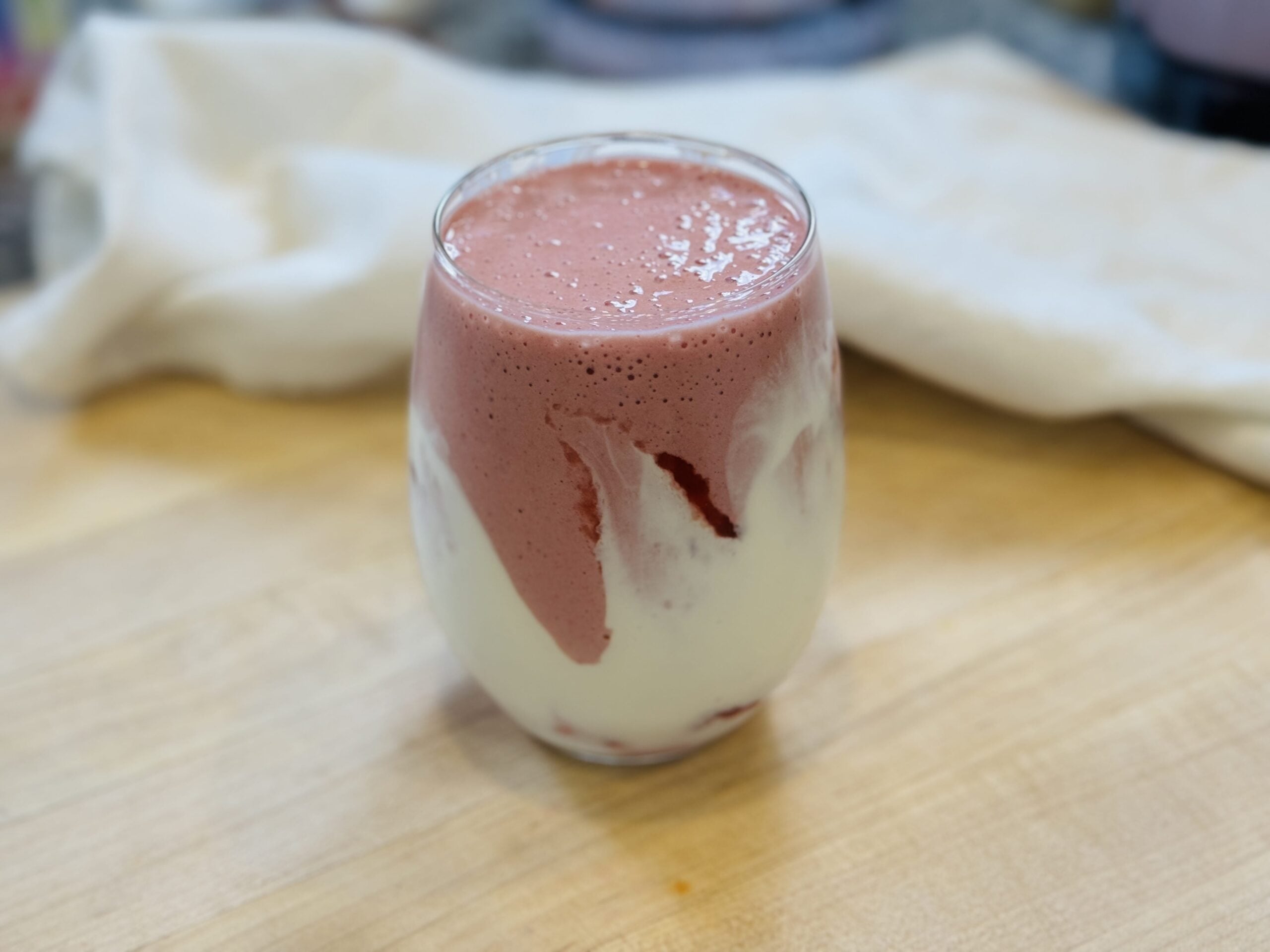 strawberry pomegranate smoothie