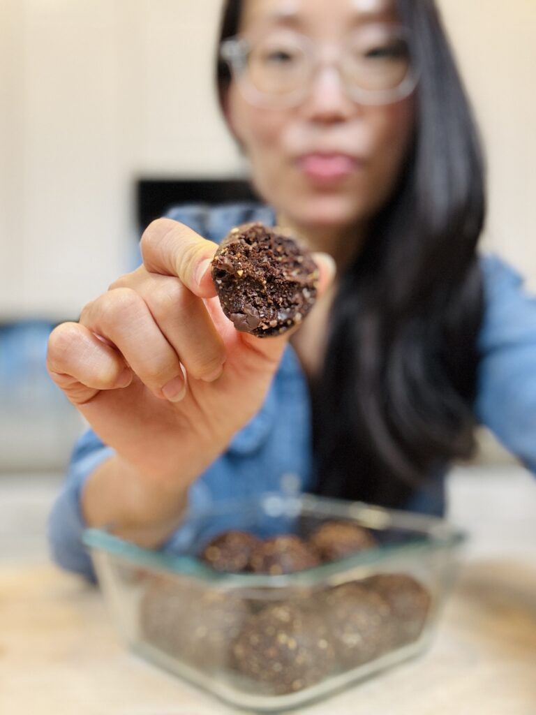 Chocolate Protein Balls Prep