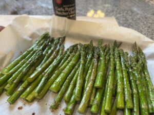 Easy Roasted Asparagus (15 Minute Recipe)