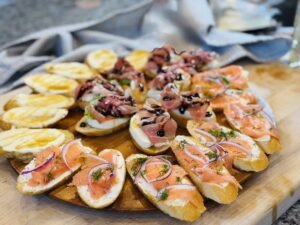 3 Easy Crostini Recipes (No Cooking Required!)
