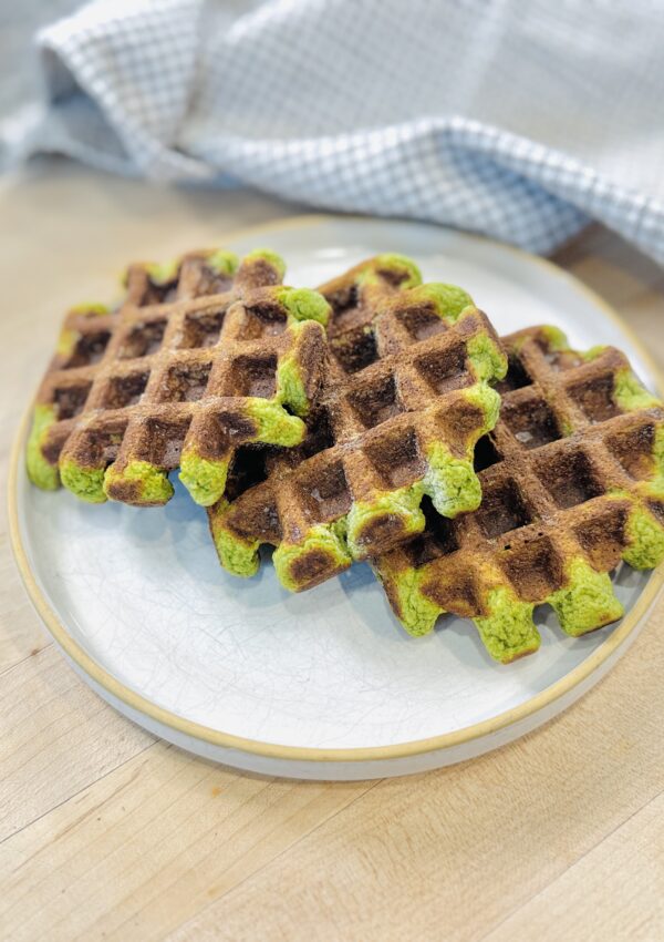 Spinach Banana Oat Waffles for Baby (No Added Sugar!)