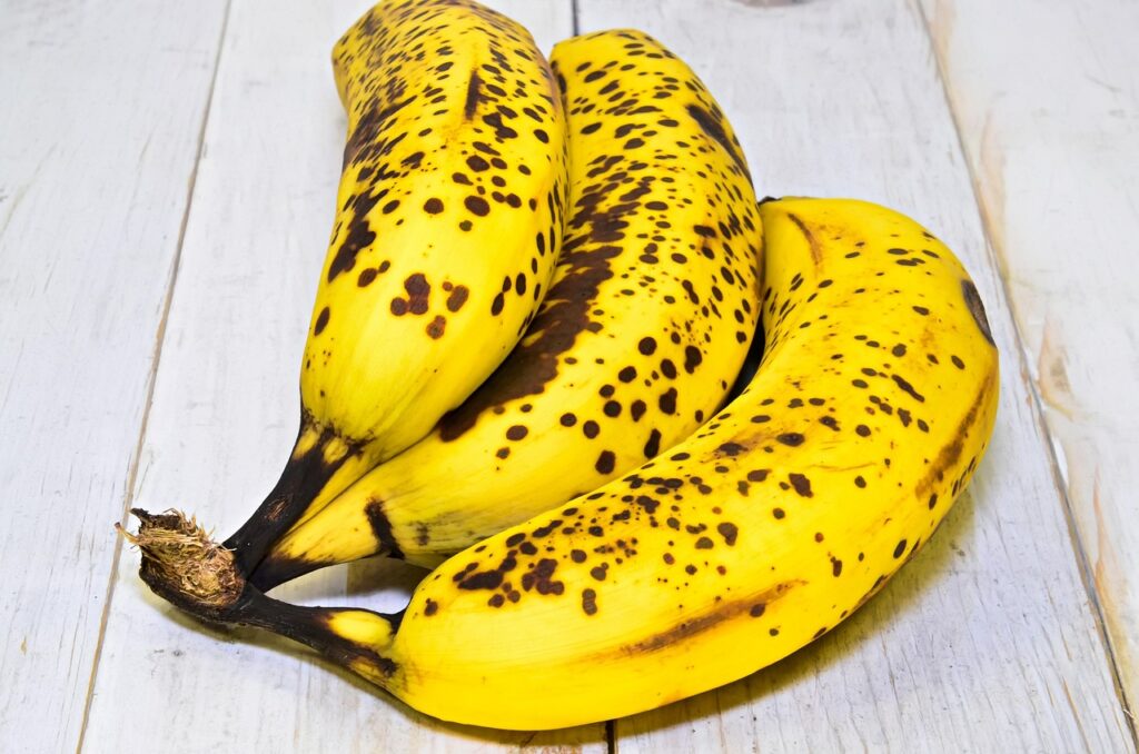 banana, ripe banana, fruit, healthy food, juicy, food, fiber, fresh fruit, southern fruit, ripe